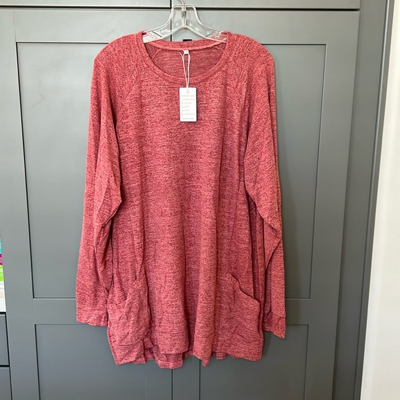 Yonsmit Tops - NWT{Yonsmit}Woman’s Sz 22W Wine Red Knit Top w/pockets